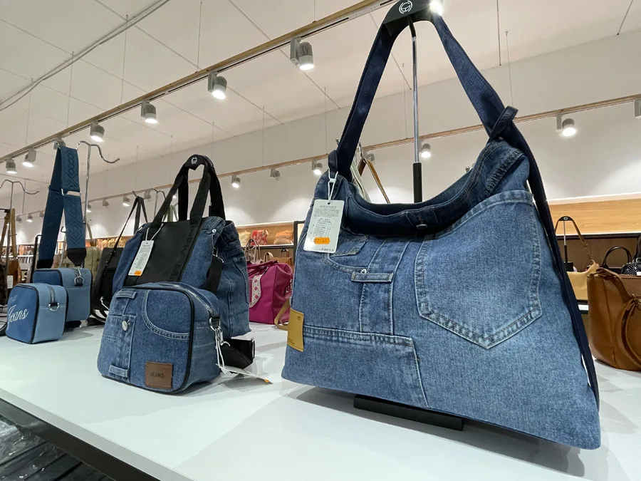 queen bags 8